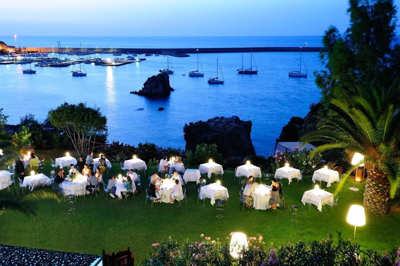 Le Calette Bay Hotel Cefalu 4*,